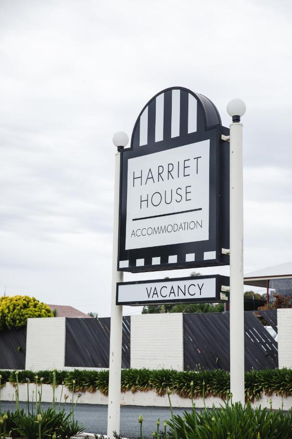 Мотель Harriet House Тьюмут Экстерьер фото